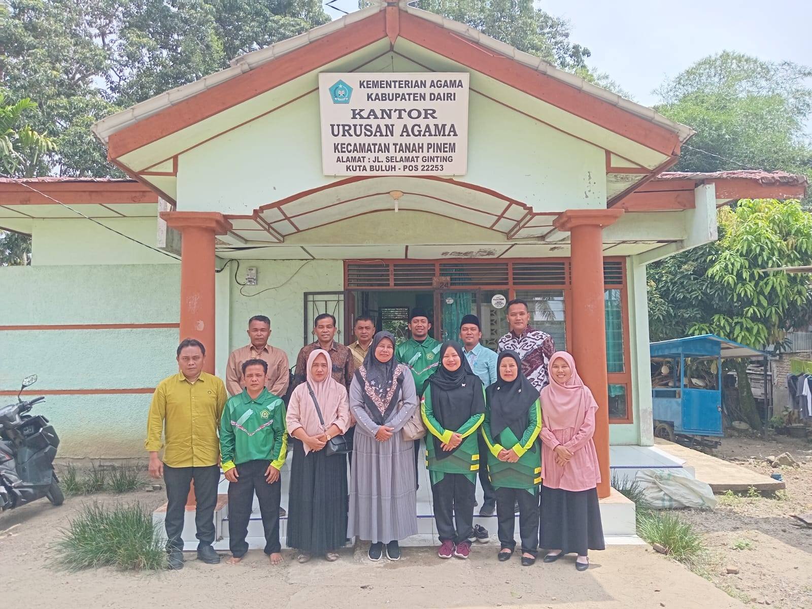 Jajaran KUA Tanah Pinem Sambut Hangat Kunjungan Rombongan Kemenag Kabupaten Karo