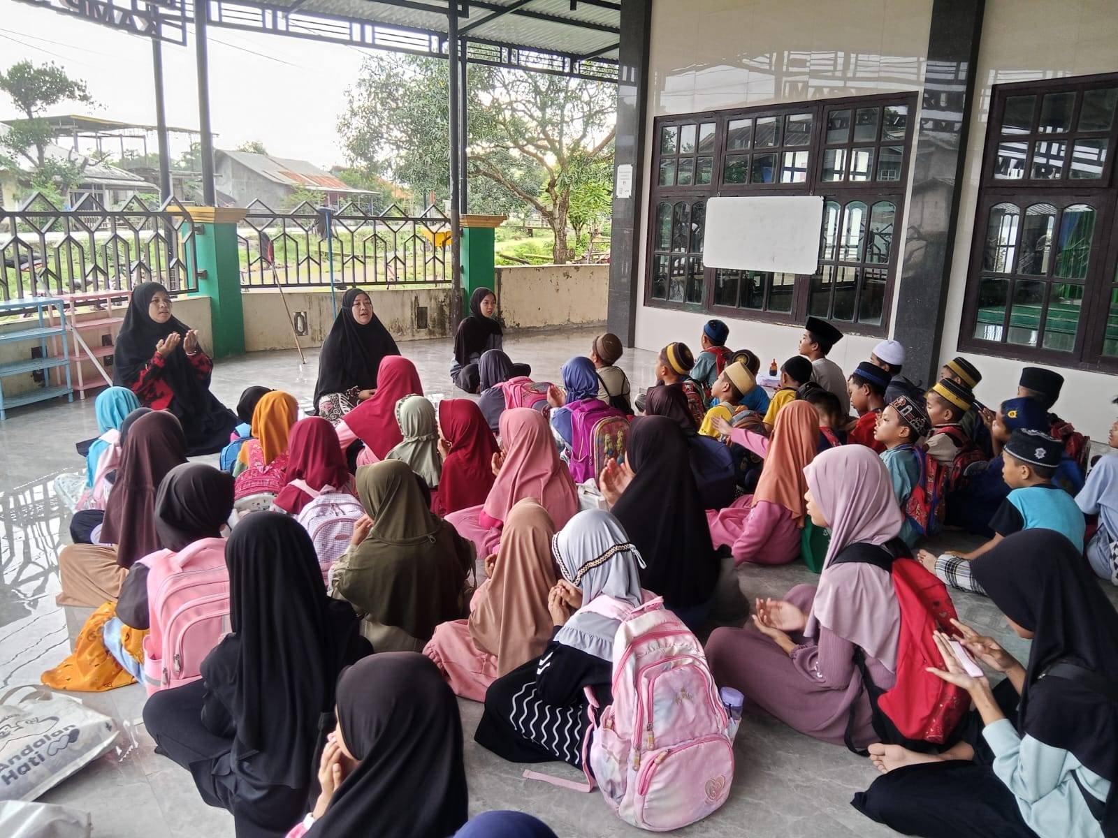 Kegiatan Pembinaan Keagamaan KUA Pusaka Bantimurung di TPQ Nurul Ma’rifah Desa Tukamasea