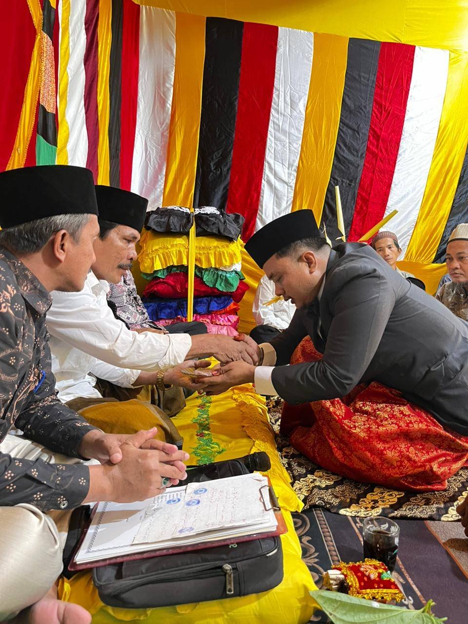 KUA Gunungsitoli Utara Layani Akad Nikah di Dua Lokasi Berbeda