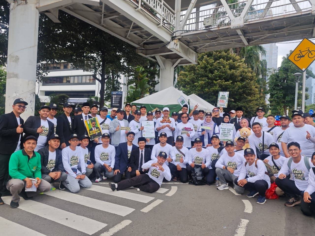 Gelar Gas Nikah Fun Walk, Asosiasi Penghulu Semarakkan HAB Kemenag RI ke-80 di CFD Jakarta