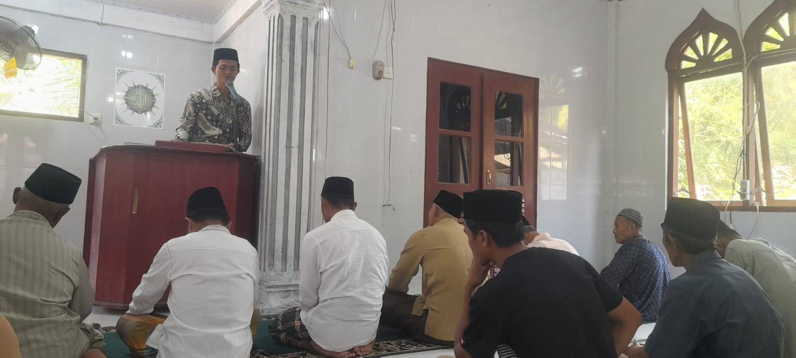 Penghulu KUA Alasa Gelar Safari Jumat: Ajak Jamaah Menyadari Persoalan Hidup dengan Sabar