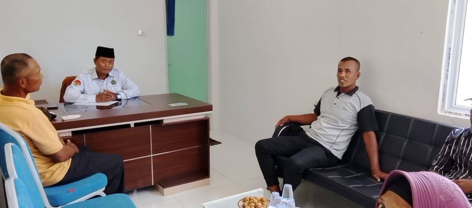 KUA Tasik Putri Puyu Layani Konsultasi Pembagian Warisan Warga Desa Bandul