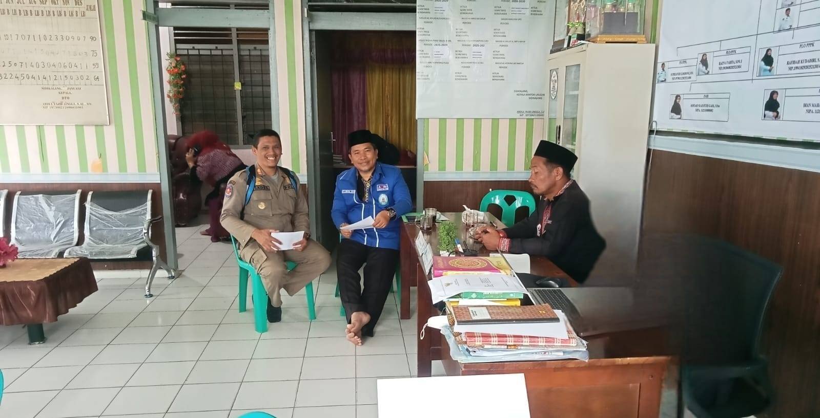 Tekankan Pengurus BKM Sesuai Regulasi, Ka KUA Sidikalang Terima Audiensi BKM Telaga Zam-Zam