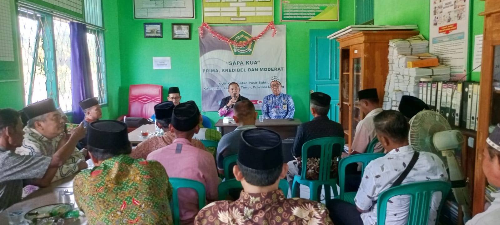 KUA Pasir Sakti Serahkan Sertifikat Wakaf Tempat Ibadah