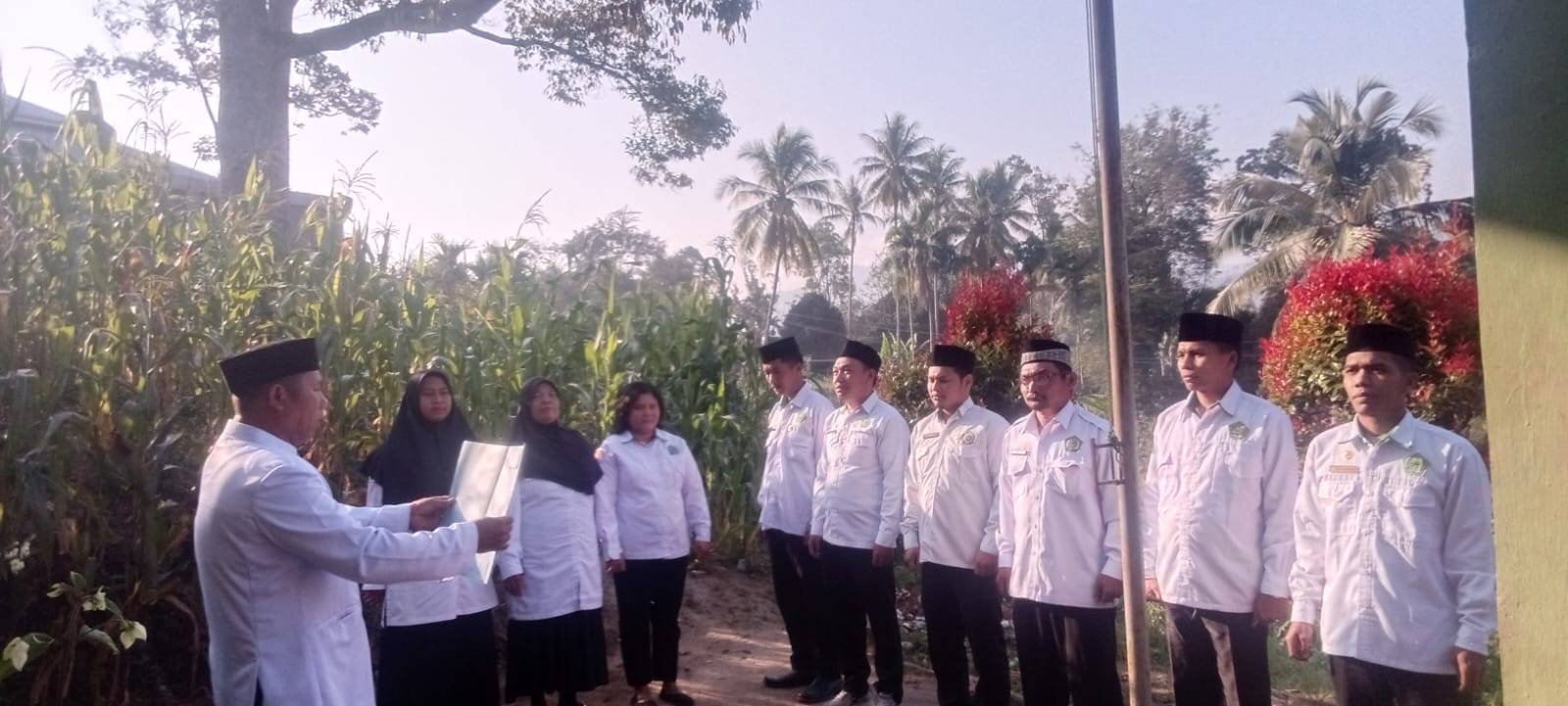 Tingkatkan Mutu Pelayanan, Jajaran KUA Siempat Nempu Gelar Apel Penguatan Layanan Keagamaan