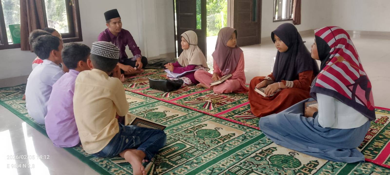 Entaskan Buta Aksara Al-Qur'an, KUA Pegagan Hilir Gelar Pembinaan Tilawah di Cirakaten