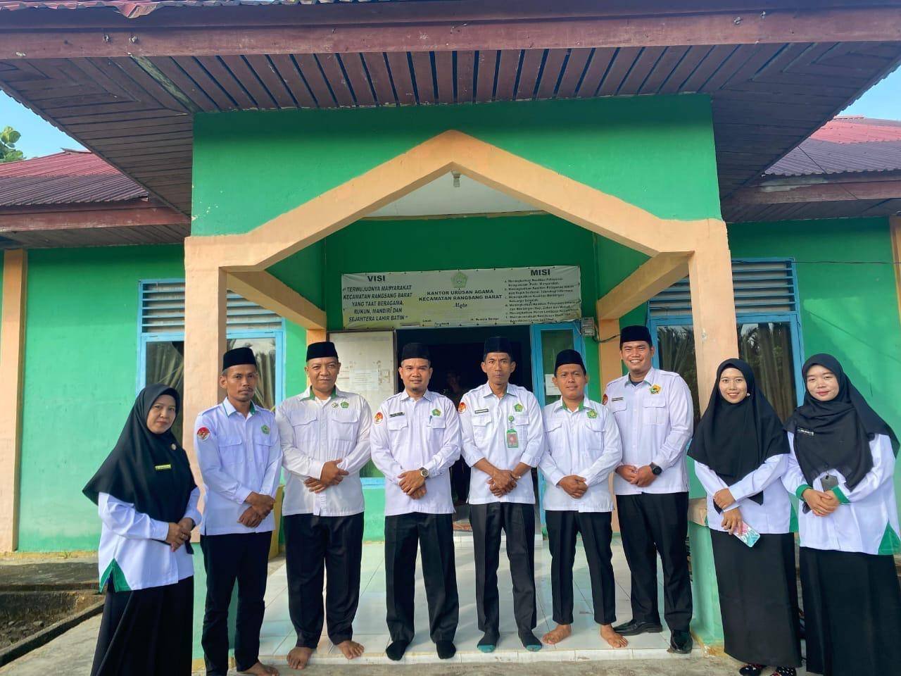 KUA Rangsang Barat Gelar Pisah Sambut Kepala KUA, Alfi Syukri Resmi Bertugas
