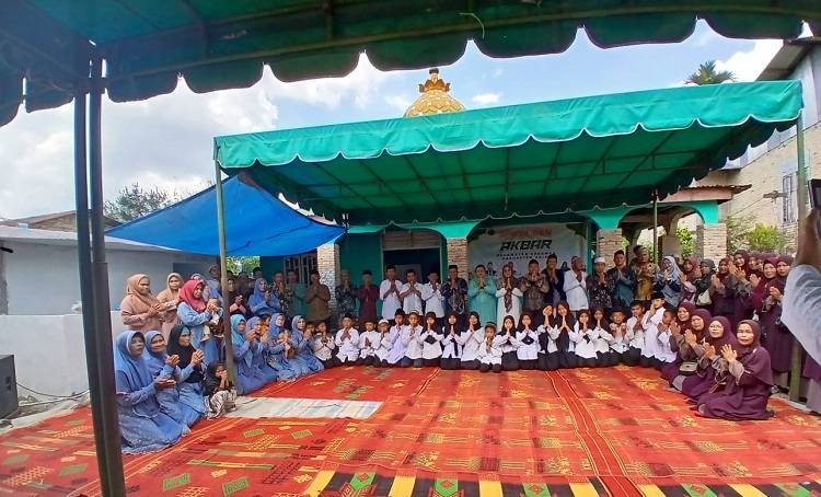 Konsisten Selama 10 Tahun, KUA Berampu Sukseskan Pengajian Akbar Kecamatan Berampu di Masjid Al Furqon