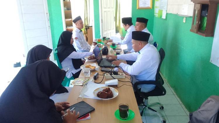 KUA Berampu Gelar Program Sanubari ASN Menyelami Fiqih Ramadhan Bersama ASN