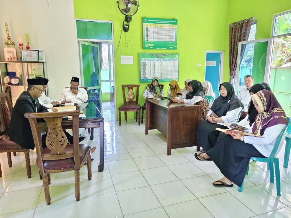 Kepala KUA Batanghari Pimpin Rapat Koordinasi Jelang Ramadhan 1447 H