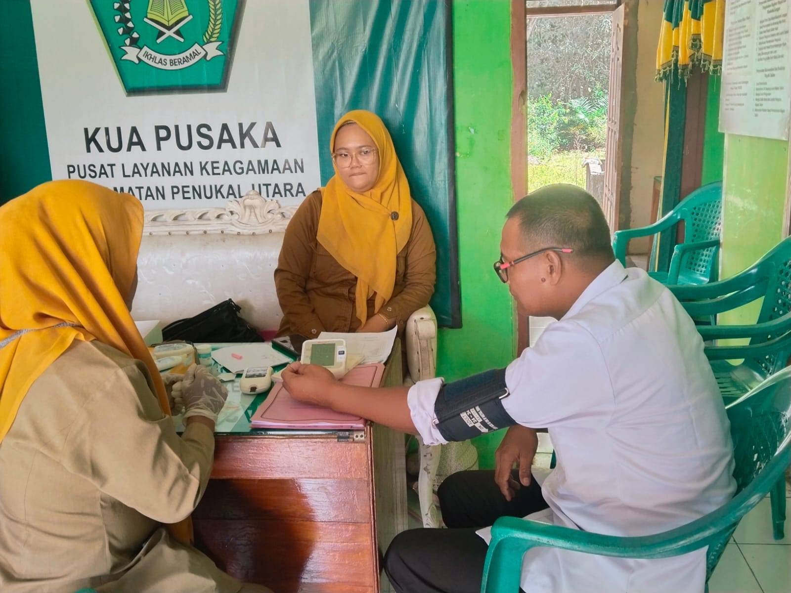 KUA Penukal Utara Dapat Layanan Cek Kesehatan Gratis