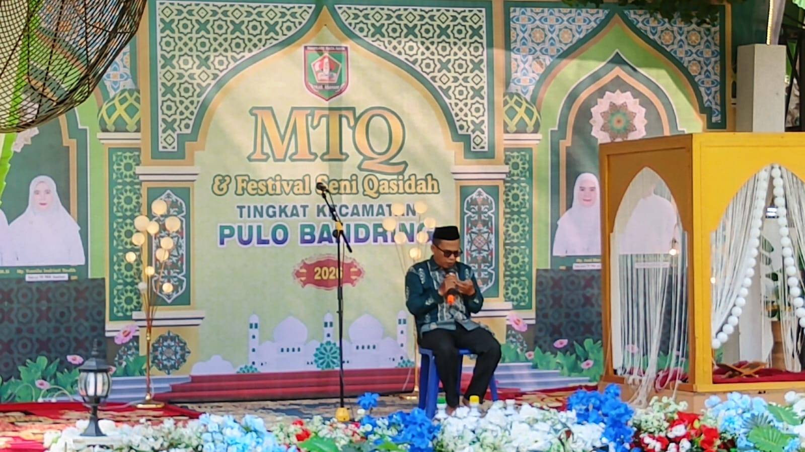 Kepala KUA Pulo Bandring Pimpin Doa Pembukaan MTQ dan FSQ Ke-57 Tingkat Kecamatan