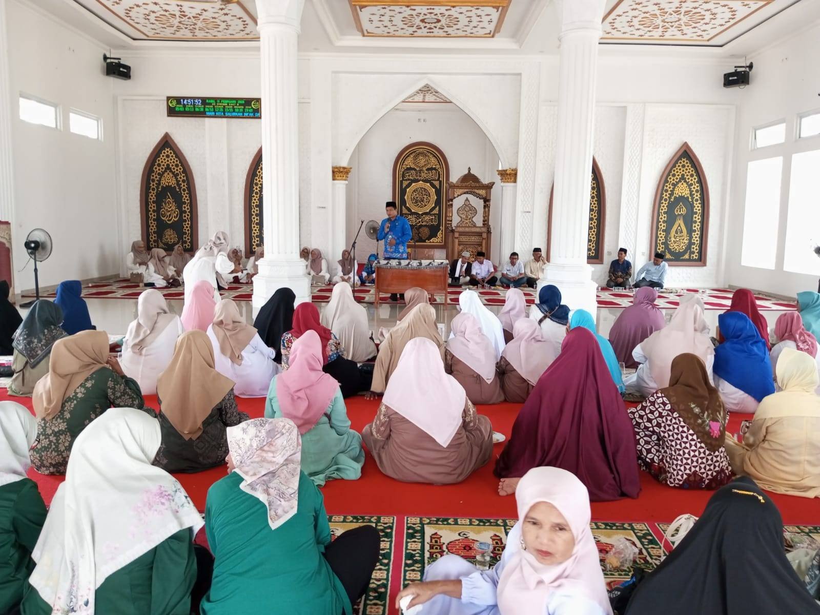 Kepala KUA Sungai Limau Tegaskan Komitmen Pembinaan Umat pada Tabligh Akbar BKMT Kecamatan