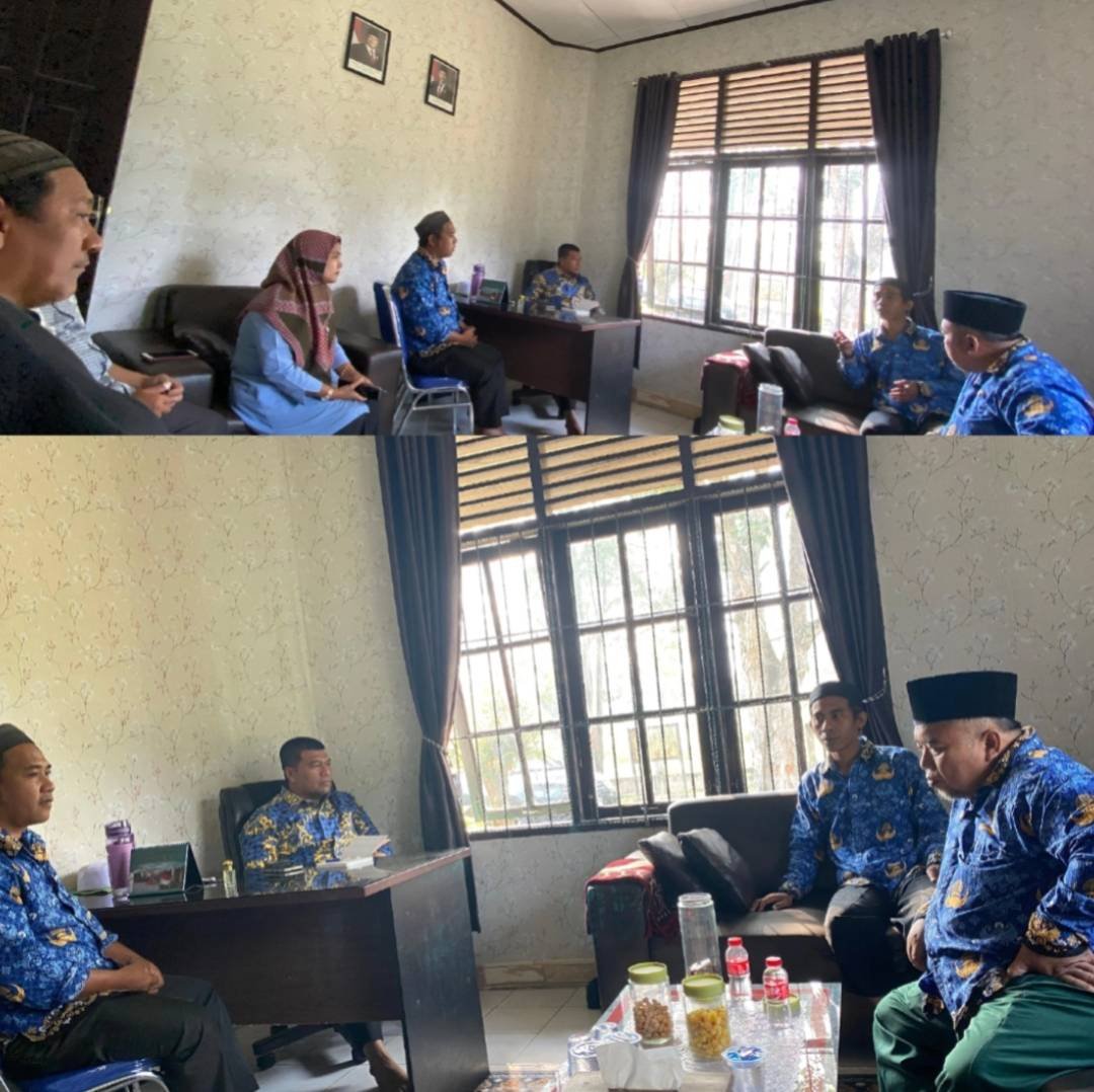 Tingkatkan Kualitas Layanan, Kepala KUA Dayun Pimpin Rapat Evaluasi Kinerja dan Progres Program 2026