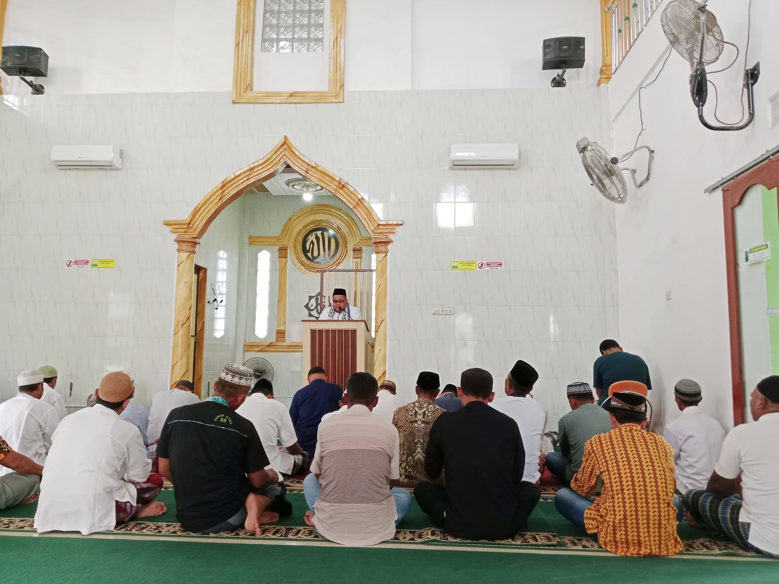 Jelang Ramadhan 1447 H, Kepala KUA Bosar Maligas Khutbah di Masjid Amaliyah