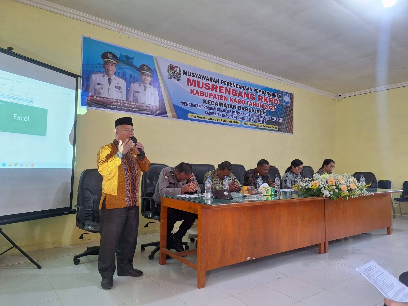 Ketua PC APRI Karo selaku Plt. Ka KUA Barusjahe Pimpin Doa Musrenbang RKPD