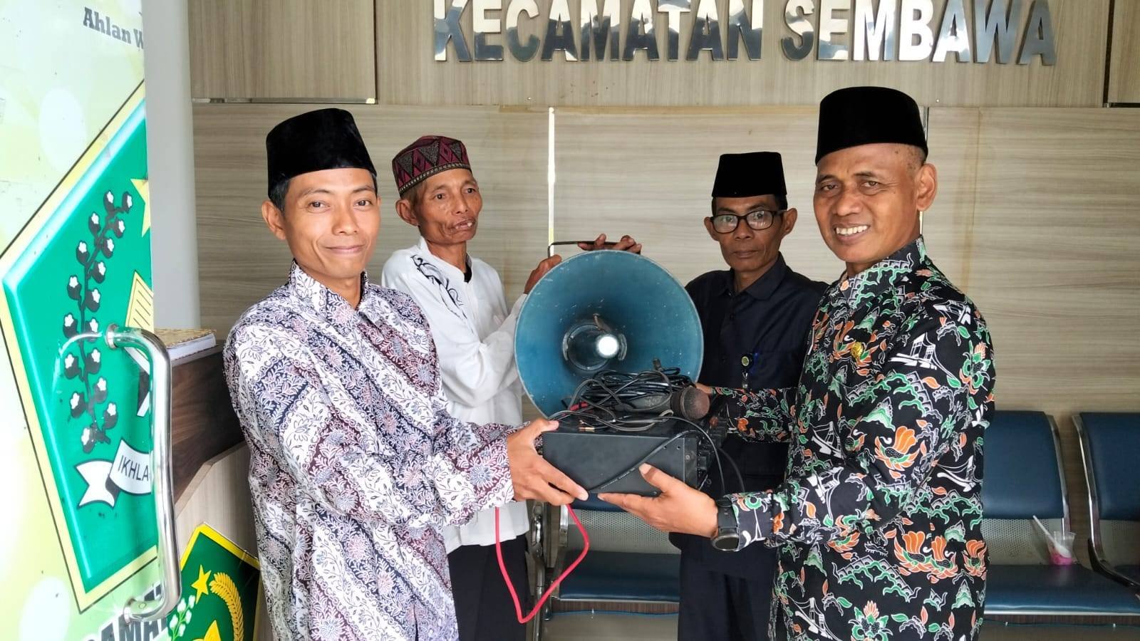 Kepala KUA Sembawa Meresmikan Nama Mushollah Syaiful Anwar 