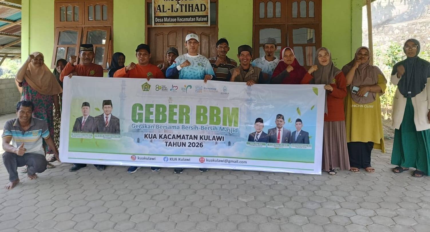 KUA Kec. Kulawi Kabupaten Sigi Sulteng Sukseskan Gerakan Bersama Bersih-Bersih Masjid (GEBER BBM) 