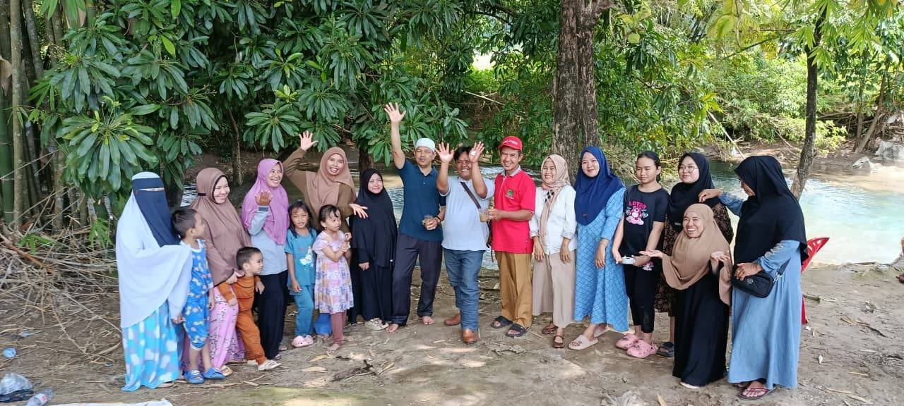 Tingkatkan Kebersamaan, Jajaran KUA Pusaka Bantimurung Isi Cuti Bersama dengan Tadabbur Alam