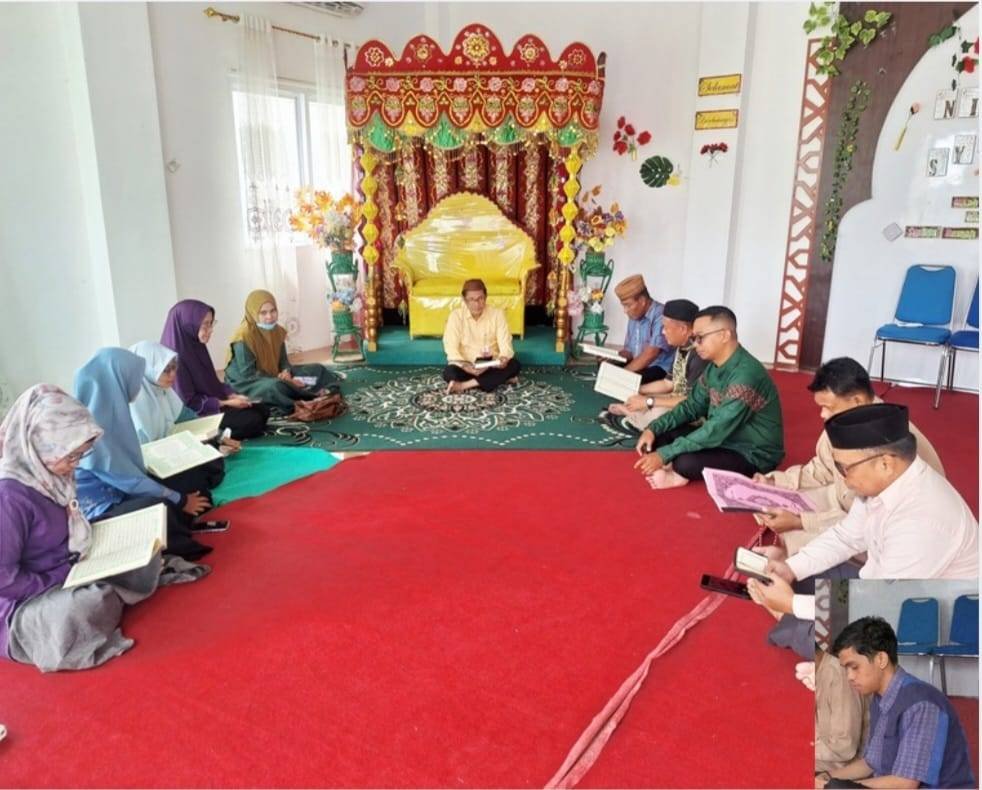 Awali Ramadhan, Plt. Kepala KUA Sipatana Pimpin Tadarusan Al-Qur’an, Target Khataman di Pekan Terakhir