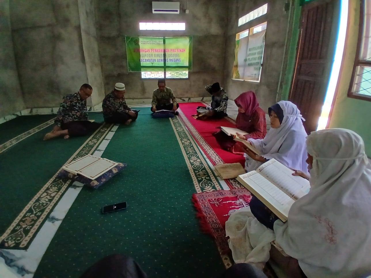 Semarak Ramadan 1447 H, KUA Gunung Megang Hidupkan Pagi dengan Tadarus Al-Qur’an