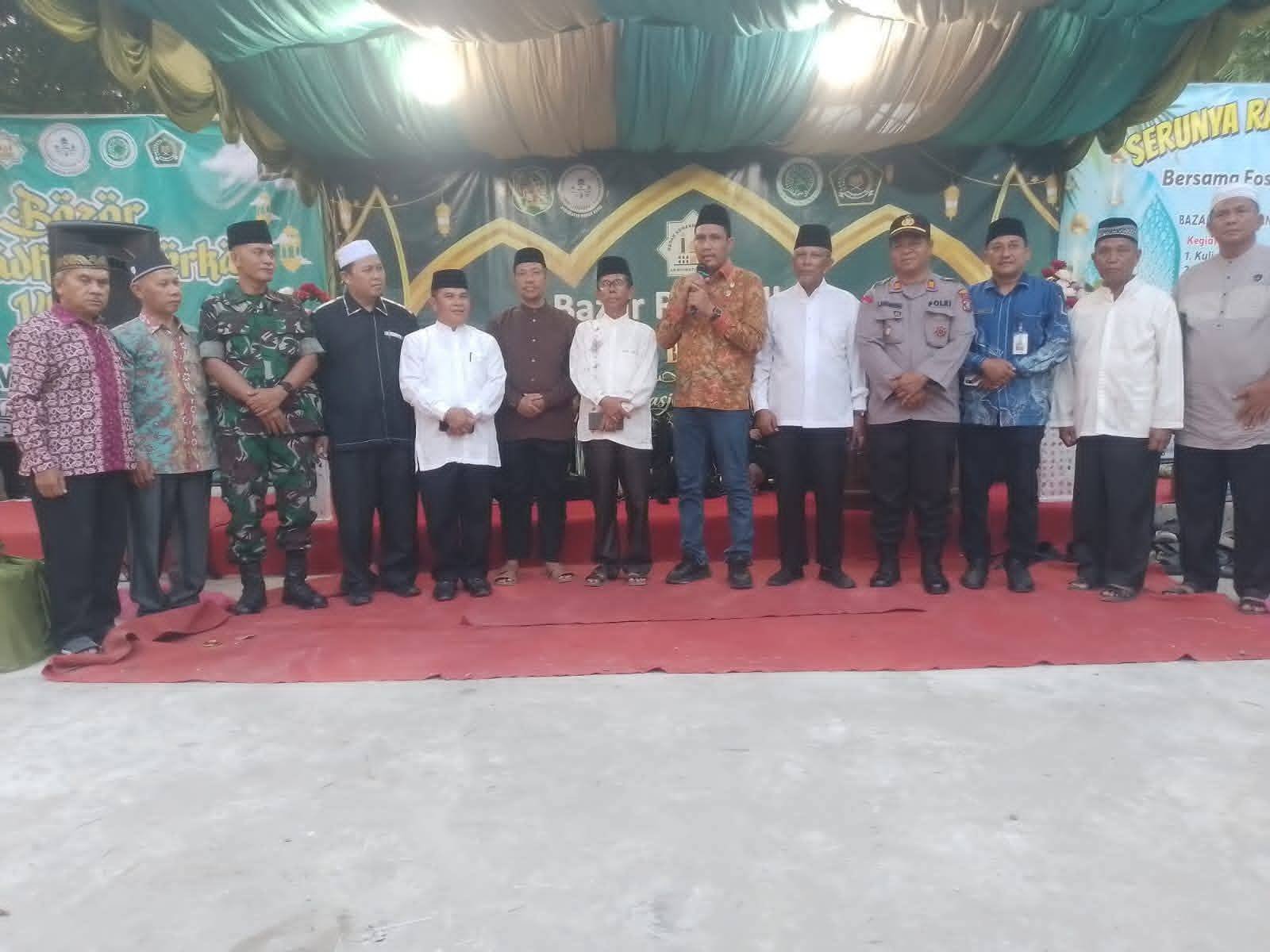 Terobosan Bazar Ramadan Fosil BKM Medan Denai: Ka KUA Ajak Perkuat Ekonomi Umat dan Syiar Islam