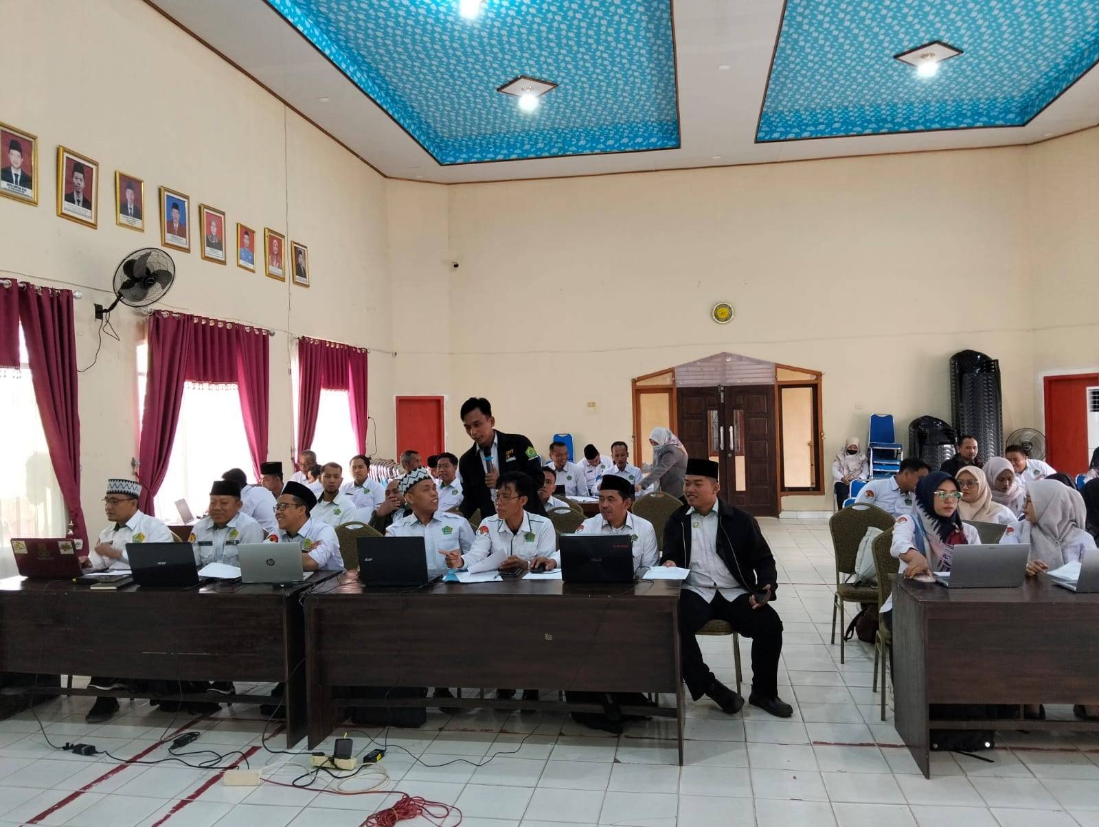 Penghulu KUA Batanghari Ikuti Sosialisasi dan Simulasi SPT Tahunan