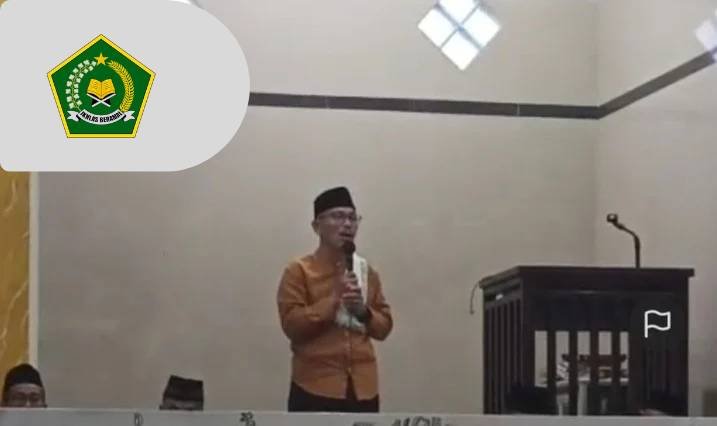 Kepala KUA Metro Kibang Isi Tausiyah Safari Ramadhan Perdana
