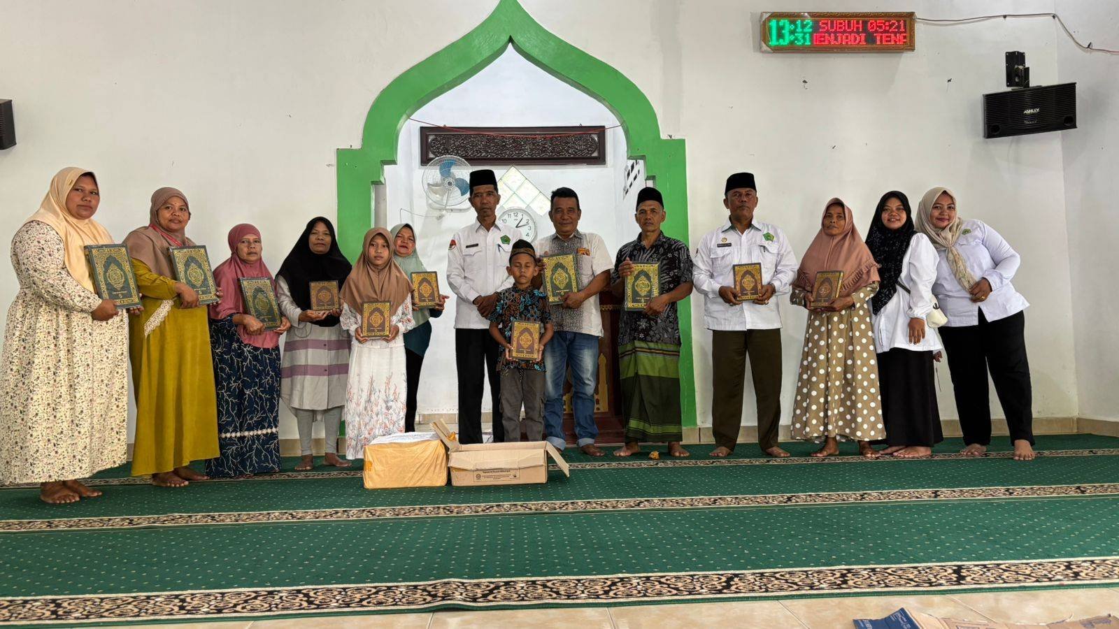 KUA Biru-Biru Tebar Cahaya Ramadan di Masjid Ar Rahman: Safari Kedua Disambut Hangat Jamaah 