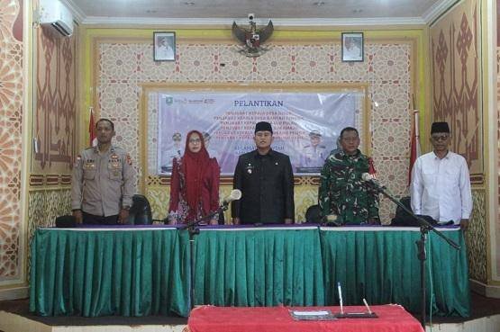 Kepala KUA Kec. Bantan Jadi Rohaniawan dalam Pelantikan Pj Kepala Desa Se-Kecamatan Bantan