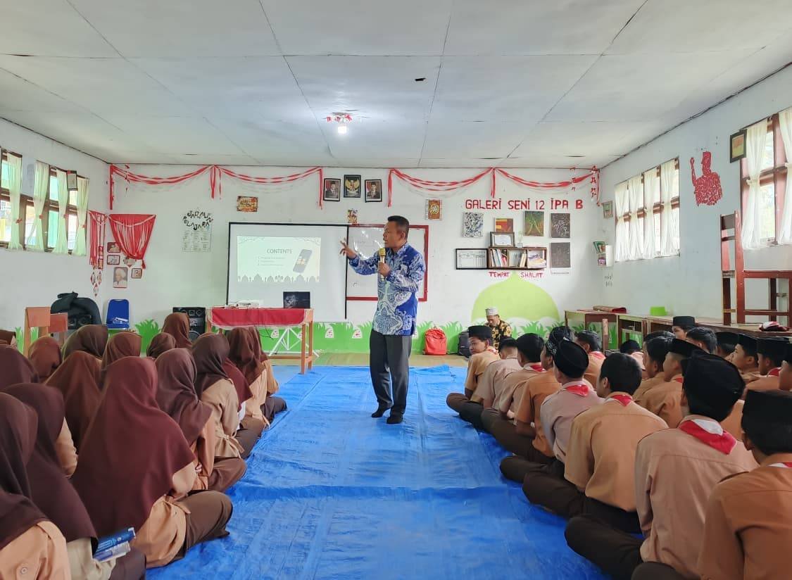 KUA Doloksanggul Laksanakan Safari Ramadan Pada Siswa/i MAN Humbang Hasundutan