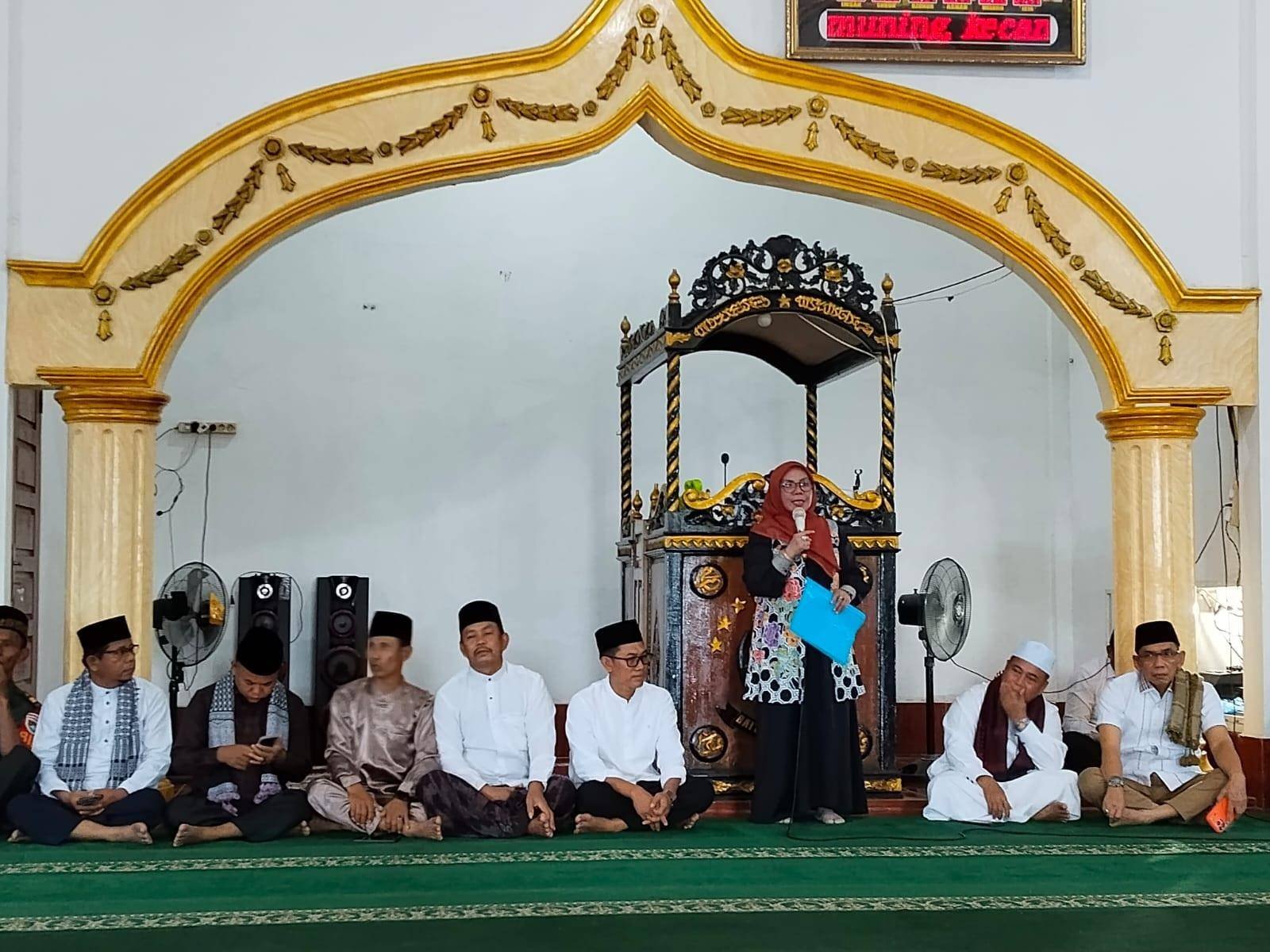 Perkuat Silaturahmi, Kepala KUA Tapung Hulu Dampingi Tim II Safari Ramadhan Pemda Kampar