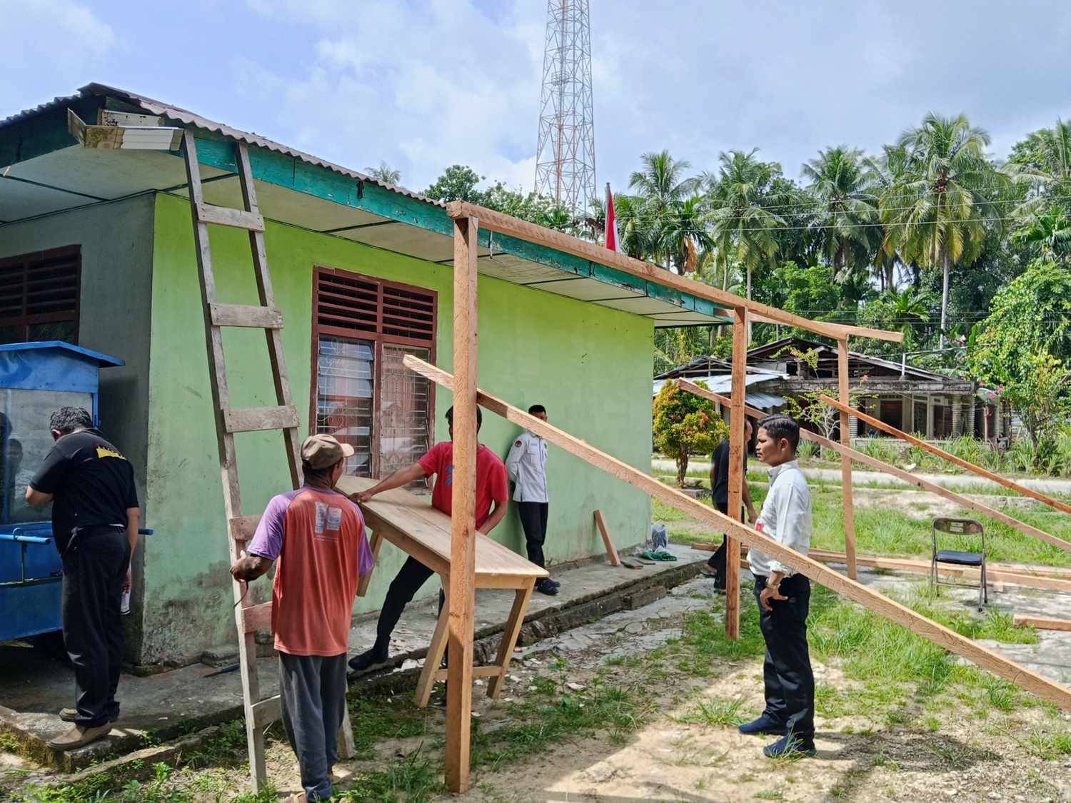 KUA Tuhemberua Bangun Area Parkir Baru, Tingkatkan Kenyamanan Pelayanan Publik