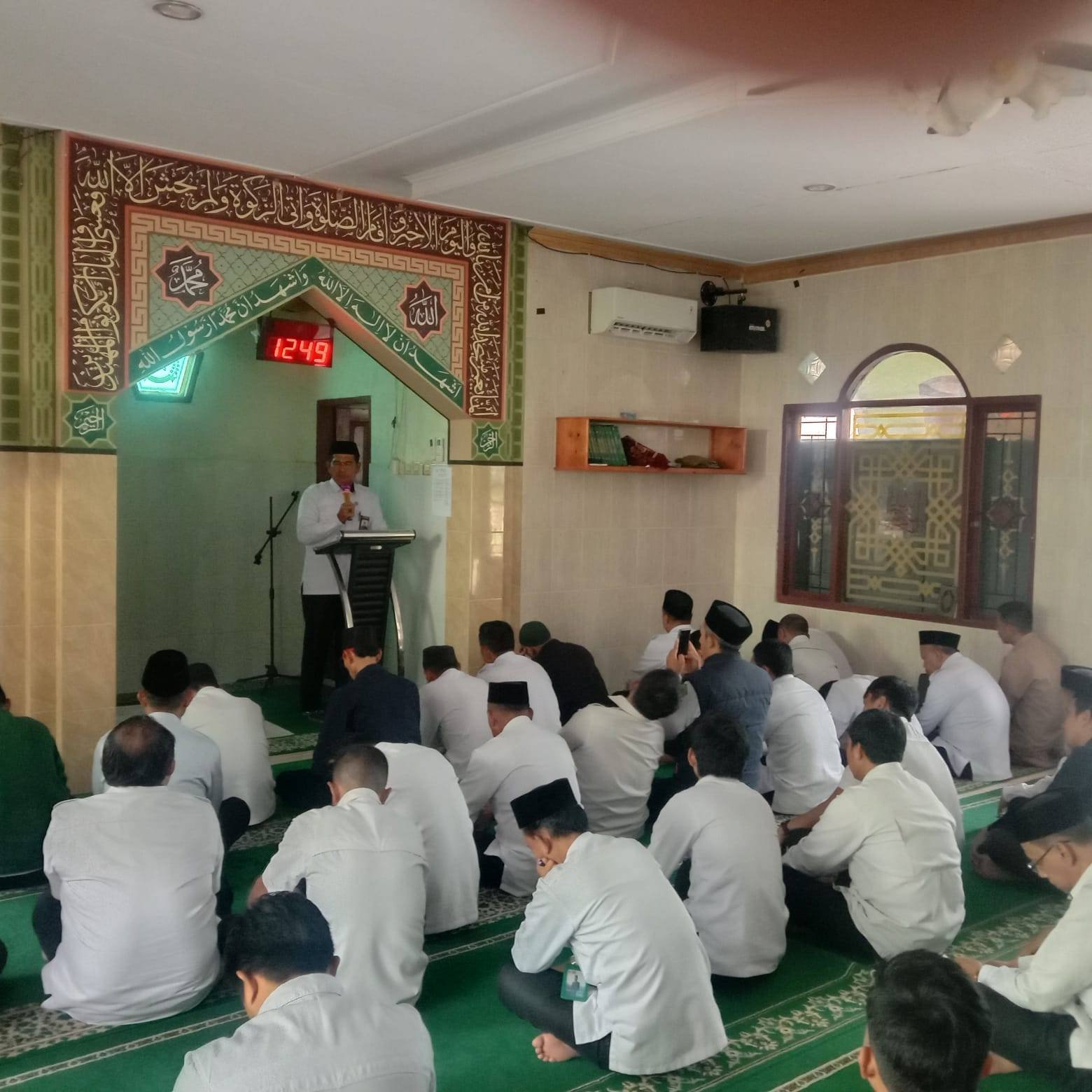 Sinergi Ramadhan 1447 H, Tim KUA Pusaka Bantimurung Isi Kultum dan Tadarusan di Kementerian Agama Kabupaten Maros