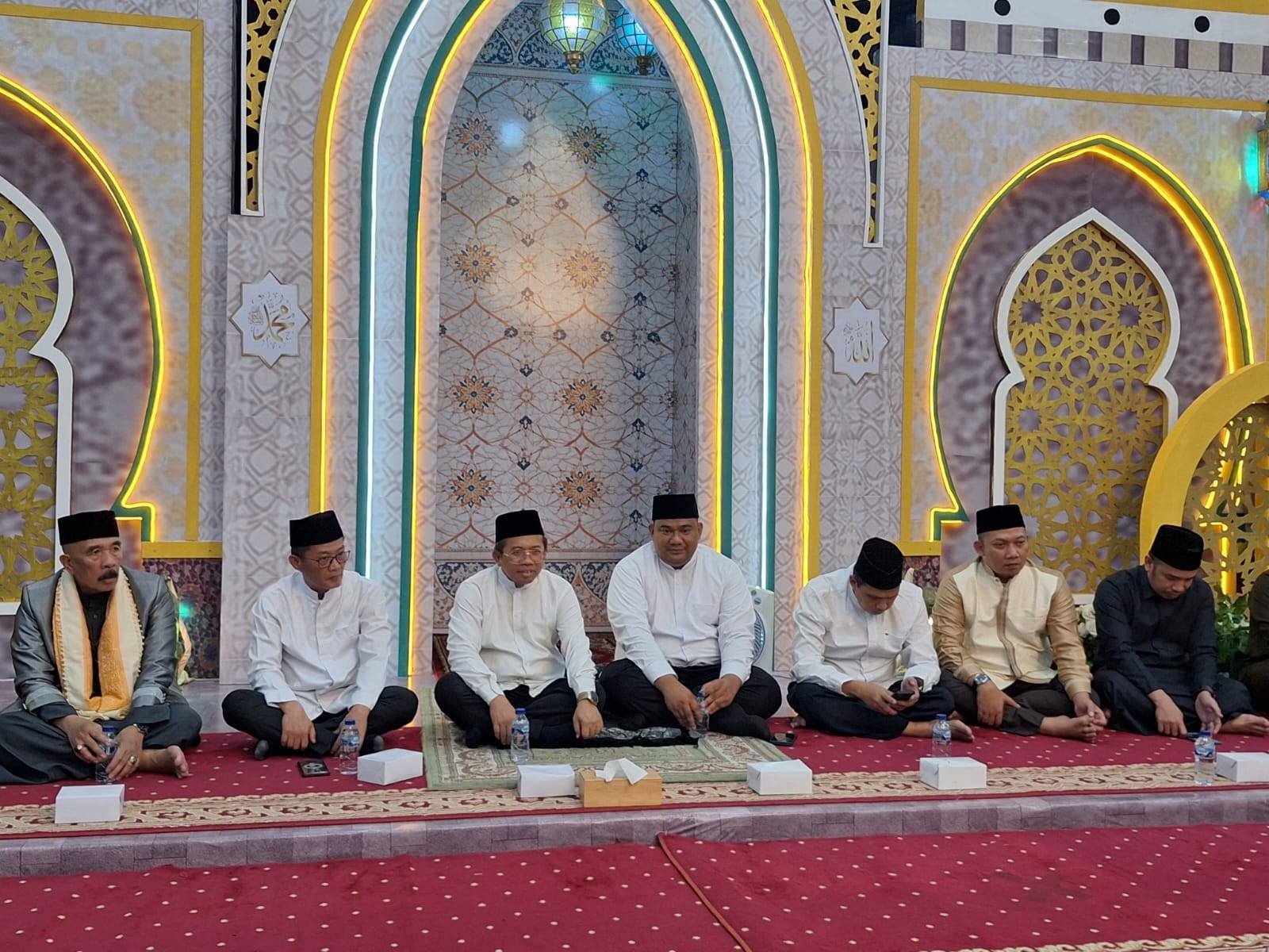 Penghulu dan Ka.KUA Kota Palembang Hadiri Haflah Tilawah Qori Internasional di Griya Agung
