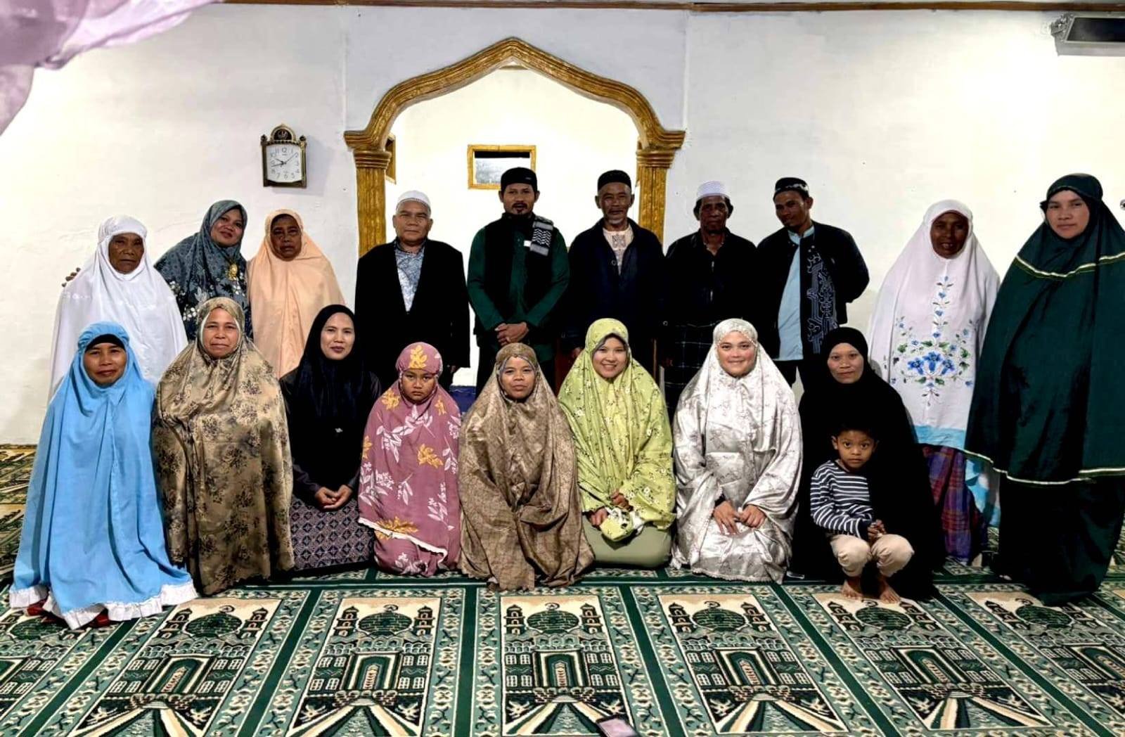 Turun Langsung Sapa Jemaah, Ka KUA Sitinjo Pimpin Safari Ramadan ke Masjid Disbun