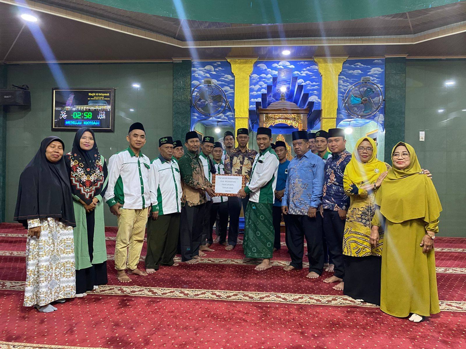 Melalui Safari Ramadan, Ka. KUA Pancur Batu Perkuat Harmoni Umat