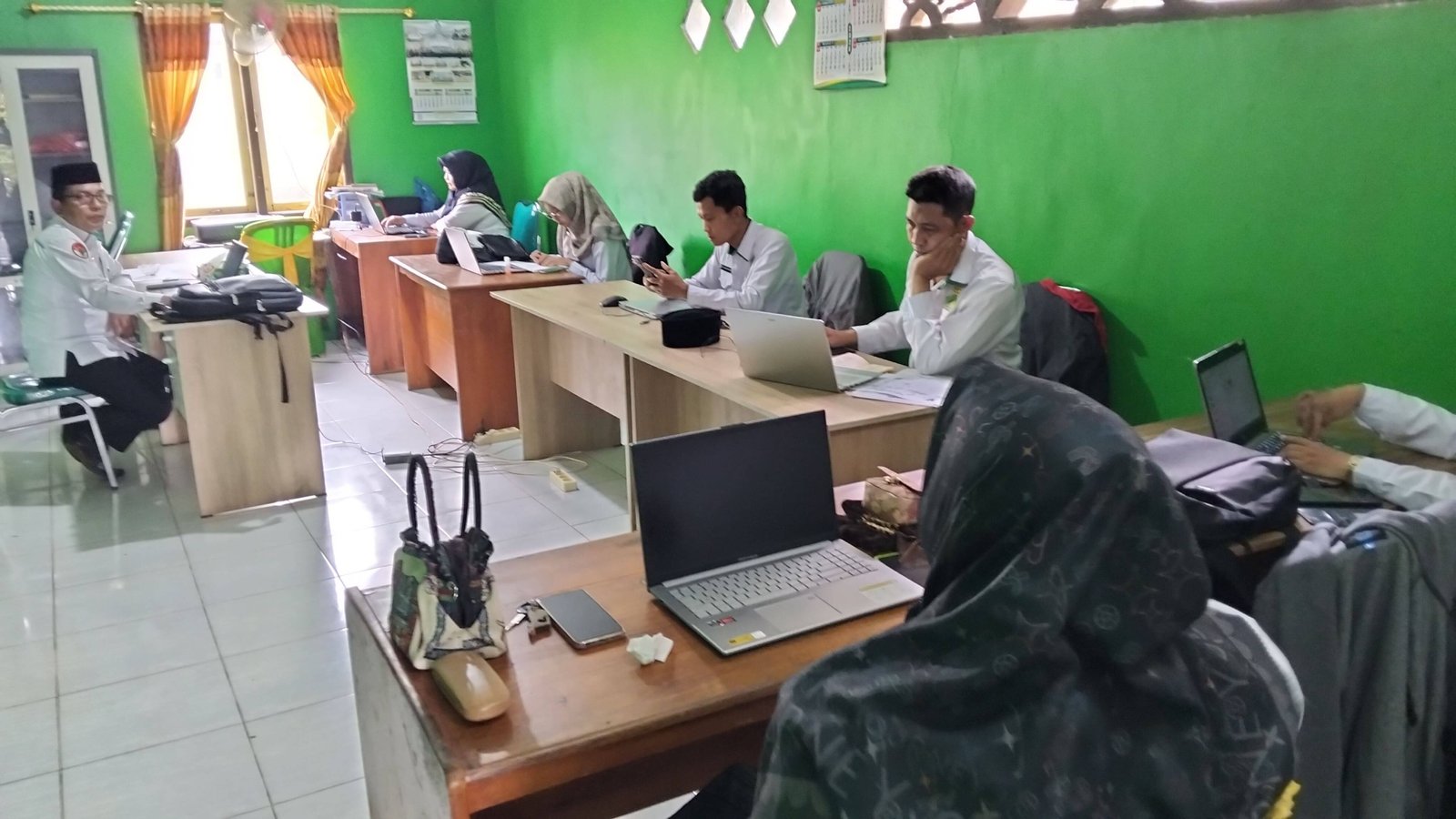 Keluarga KUA Sekampung Udik Siapkan Pembinaan Kepala Kemenag