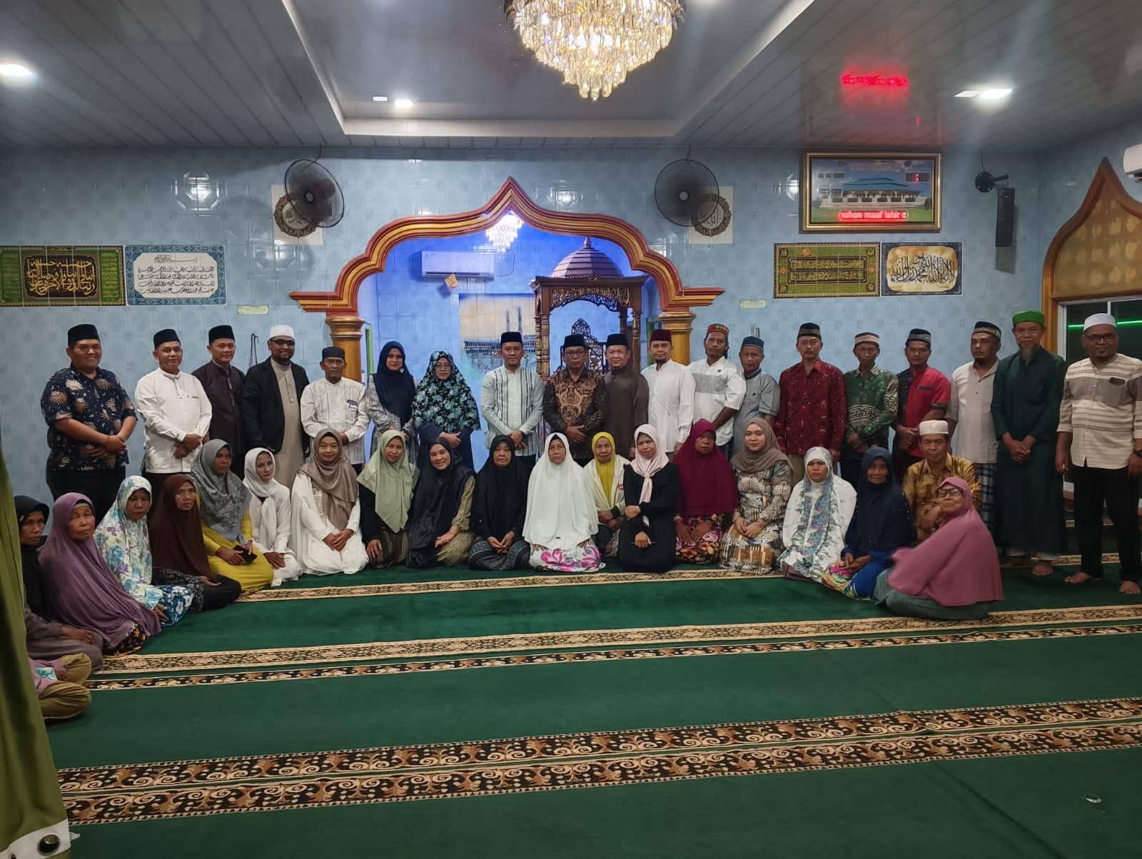 Bersama Masyarakat Mumugo, Kepala KUA Tanah Putih Semarakkan Safari Ramadhan  Ditulis Oleh riaurohil