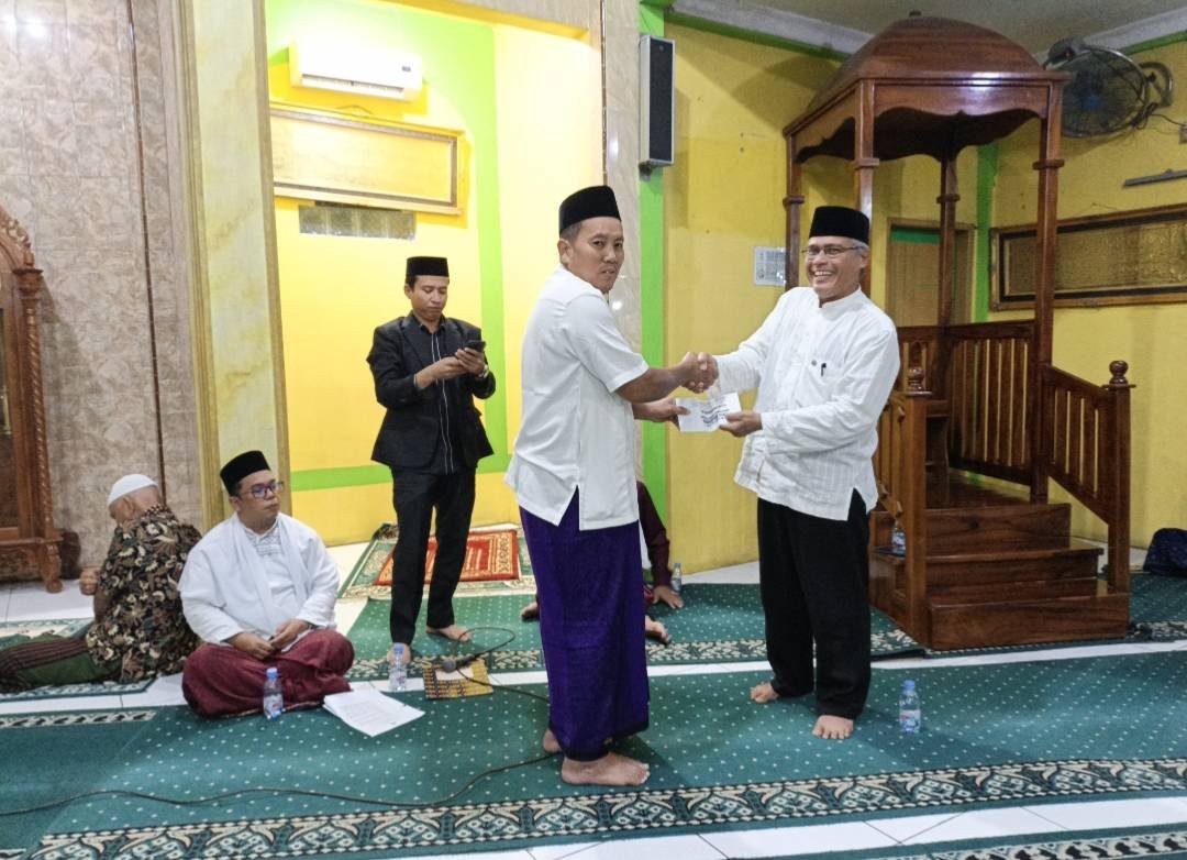 Safari Ramadan, KUA Binjai Barat Salurkan Bantuan ke Masjid Al Musyawarah