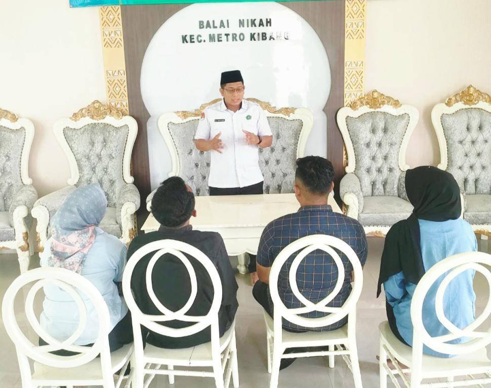KUA Metro Kibang Laksanakan Bimbingan Perkawinan Calon Pengantin