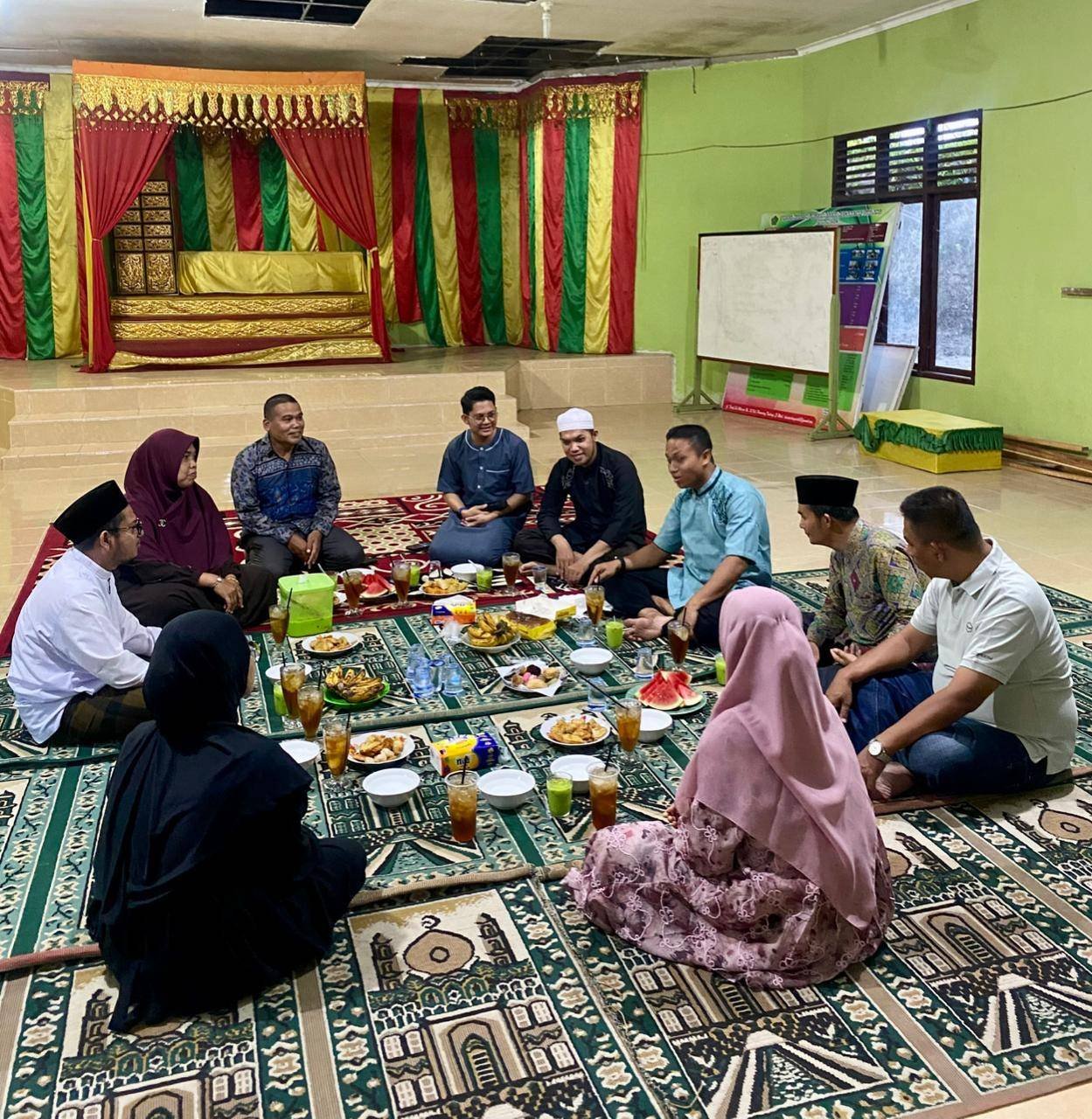 KUA Tualang Gelar Buka Puasa Bersama, Pererat Silaturahmi Antar Pegawai