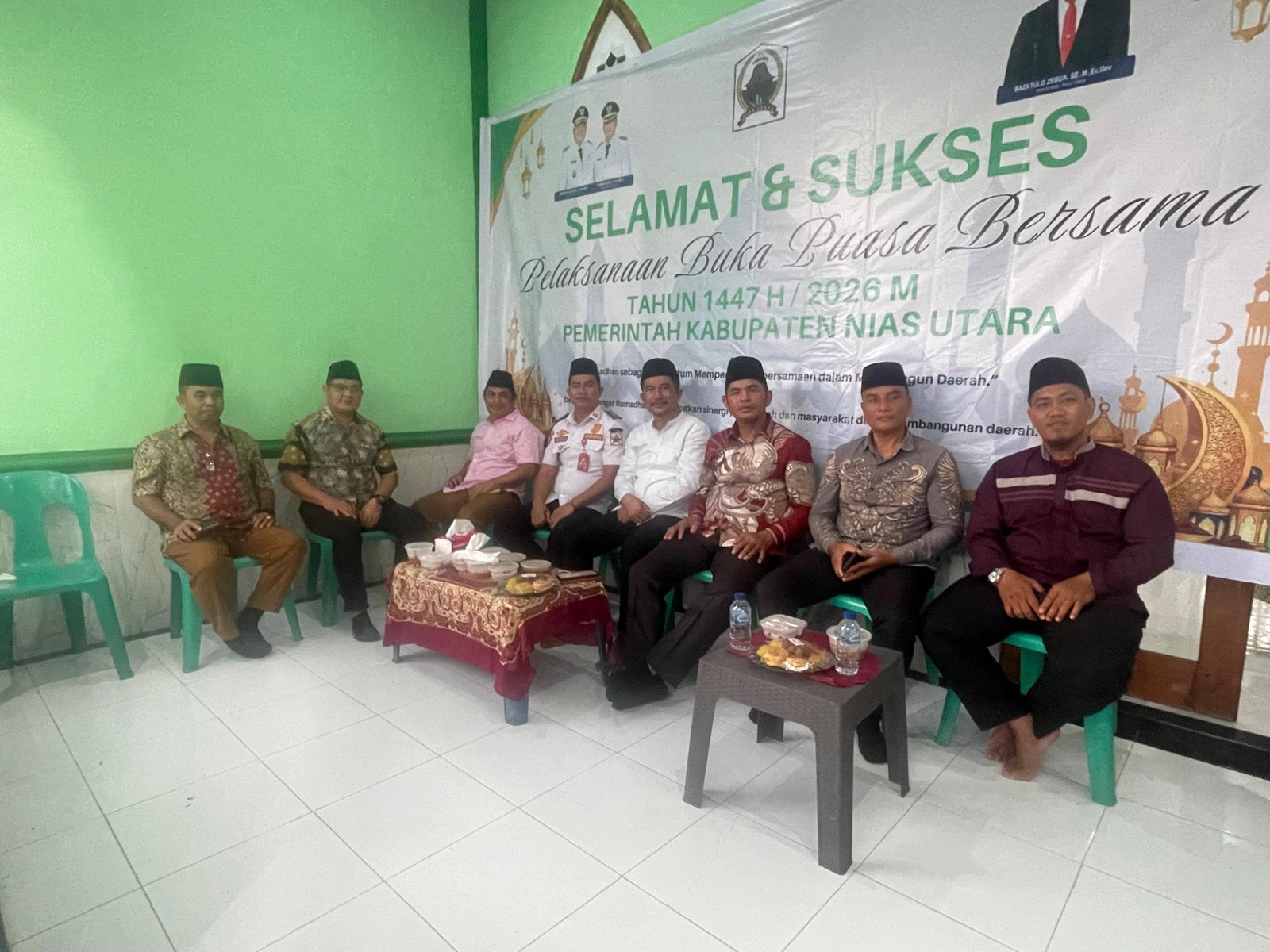 Ka.KUA Tuhemberua Pimpin Doa Pada Bukber Pemkab Nias Utara