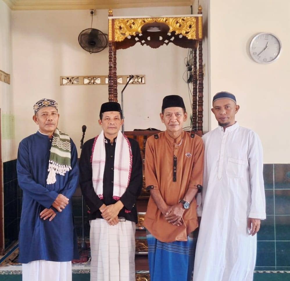 Khutbah Jumat Terakhir Ramadhan, Kepala KUA Kota Tengah Ajak Umat Dewasa Sikapi Perbedaan Idul Fitri