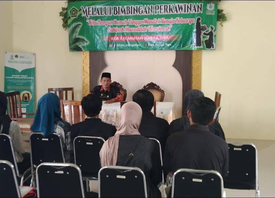 Hari Pertama Kerja, KUA Marga Tiga Gelar Bimbingan Perkawinan Catin