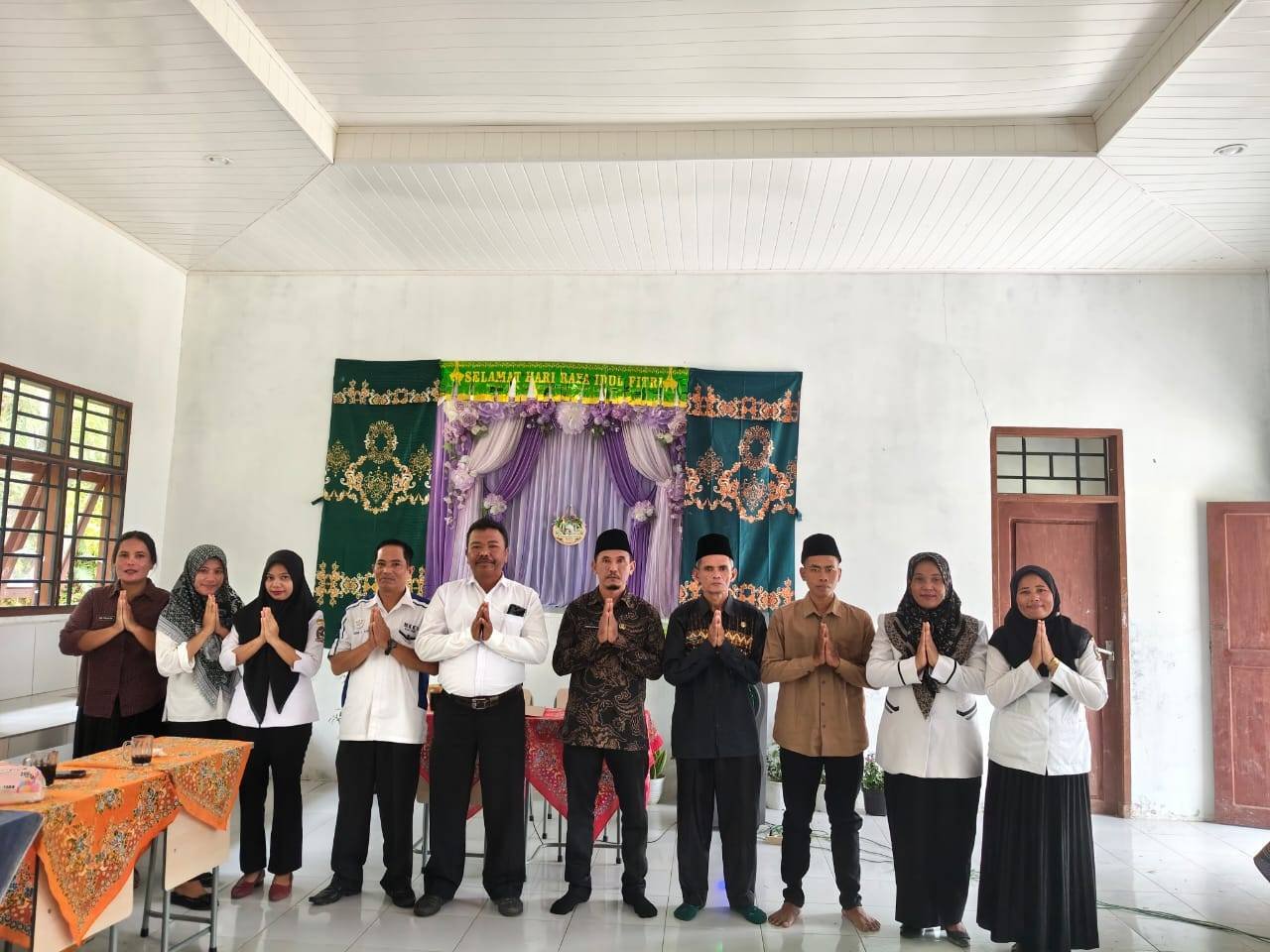 Pererat Silaturahmi dan Kolaborasi Pasca Lebaran, ASN KUA Nassau Hadiri Halal Bihalal