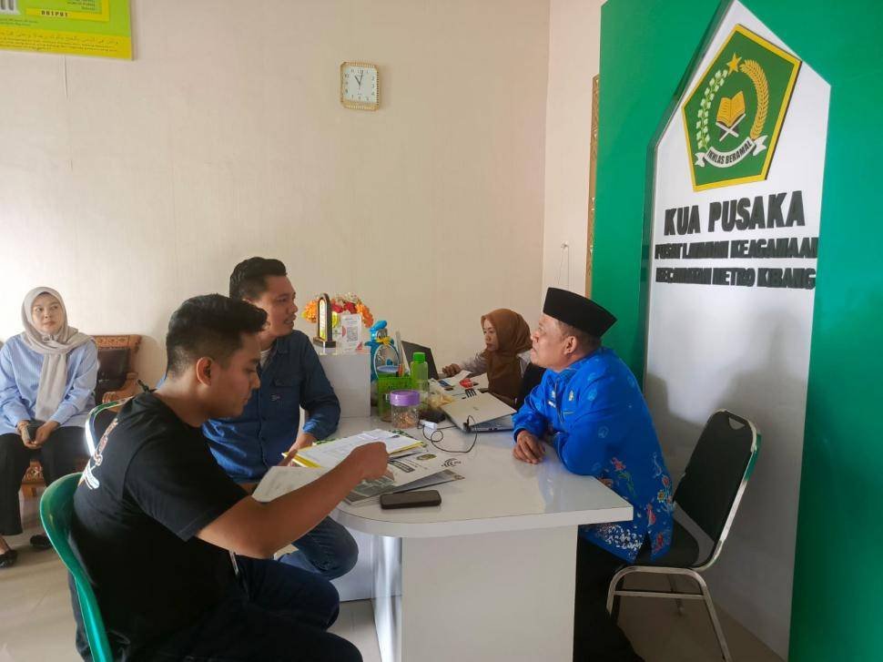 KUA Metro Kibang Terima Kunjungan Imigrasi Verifikasi