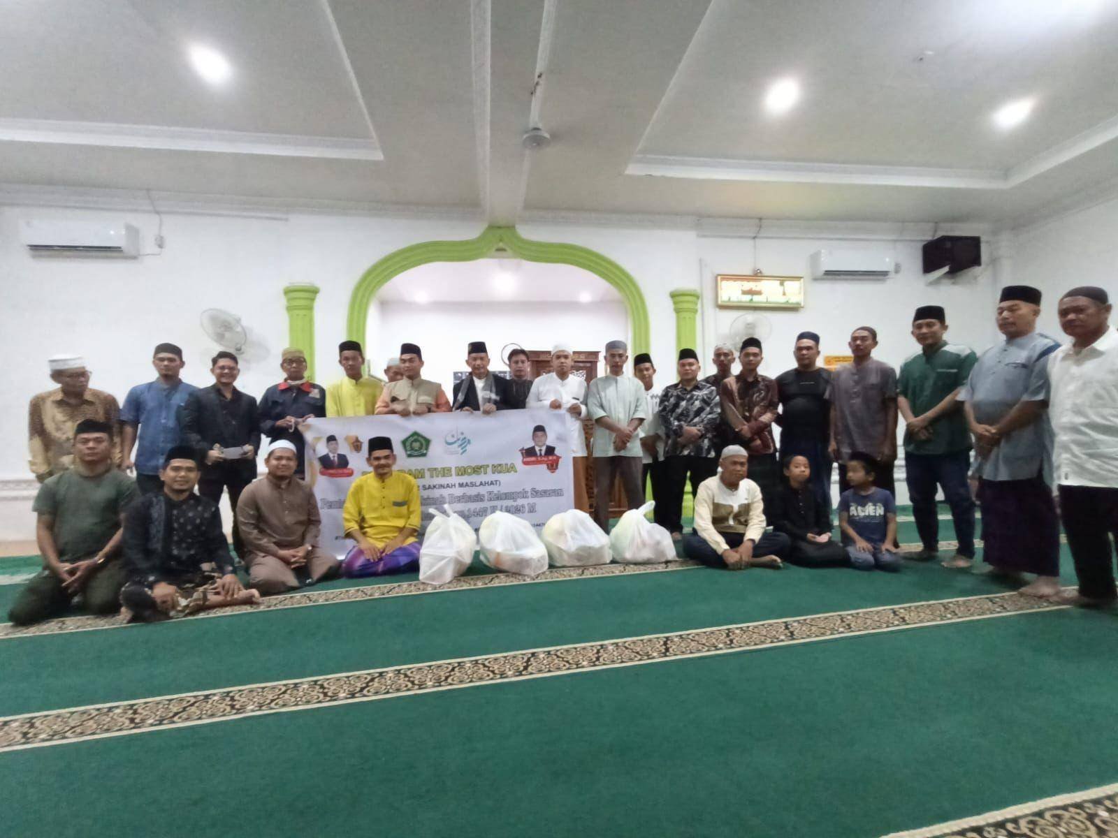 KUA Tualang Implementasikan Program THE MOST KUA: Pembinaan Keluarga dan Penyaluran Sembako di Bulan Ramadan