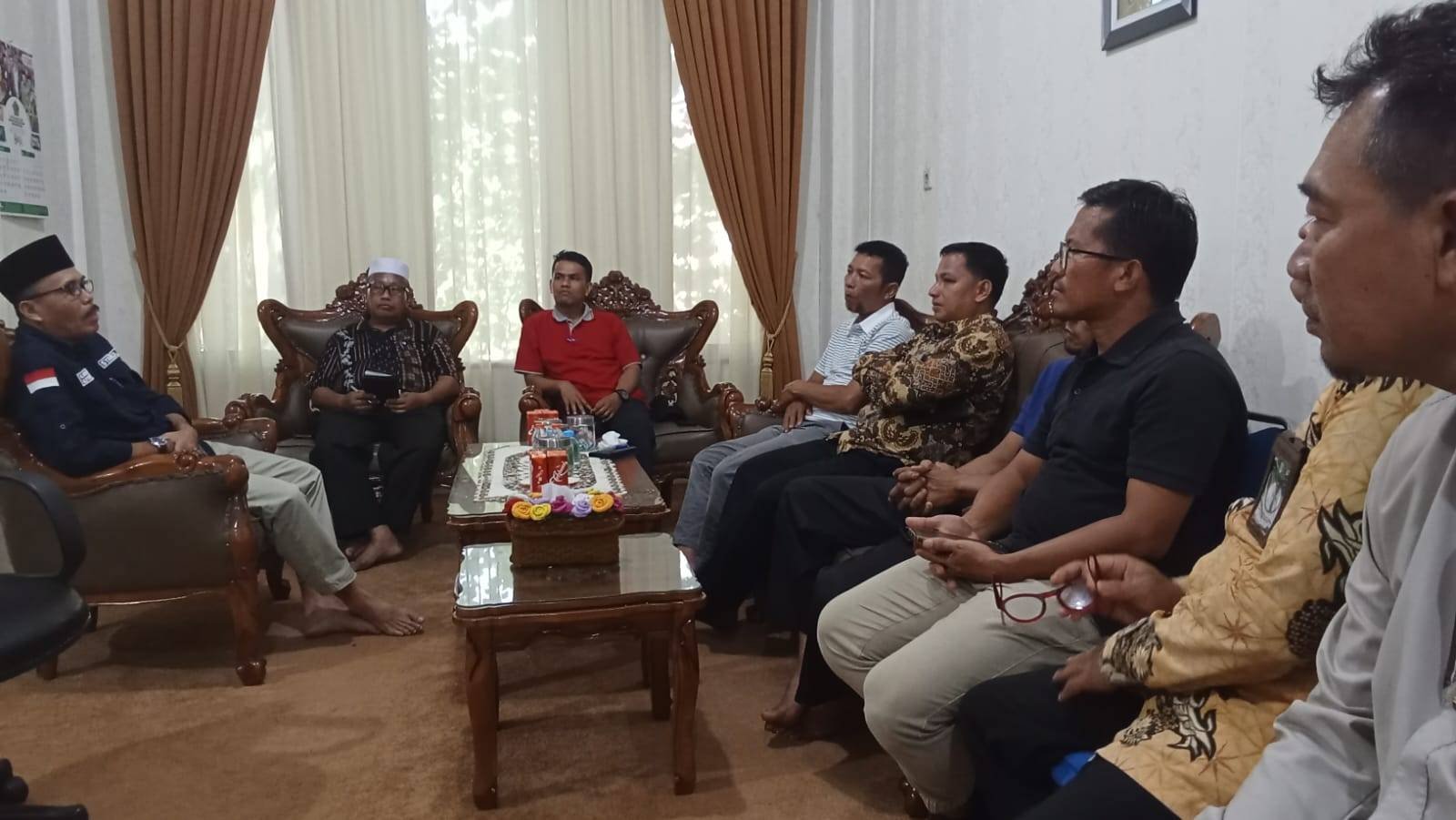 Ka. KUA Se-Kota Pekanbaru Mendapatkan Pembinaan Dari Ka. Kankemenag Pasca Dilantik