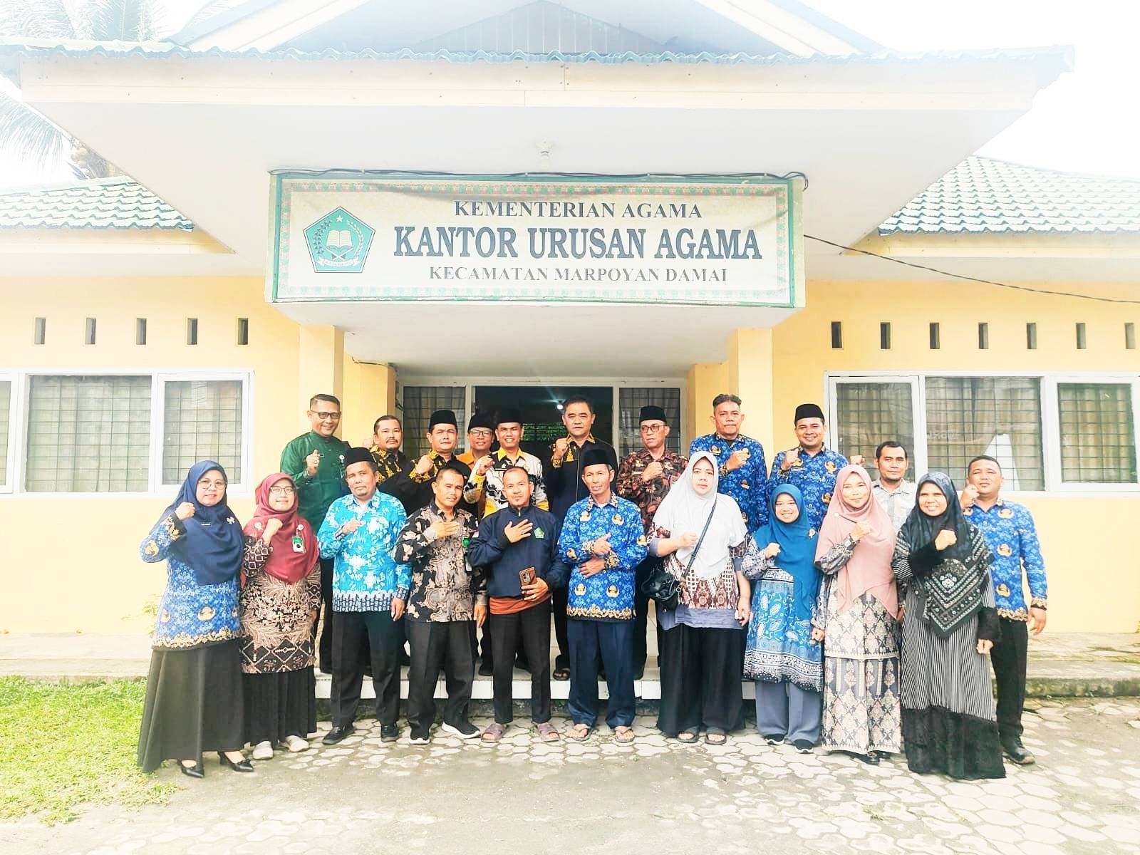 Pisah Sambut Antara Nurdeni Dahri, S.Ag Dengan H. Hasbirullah, S.HI